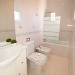 Apartment Sete Rios, Near Zoo Lisboa/ Free Wifi *